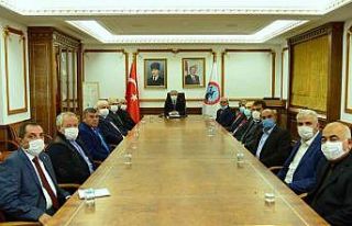 Vali Akın: "Muhtar yerel demokrasinin en önemli...