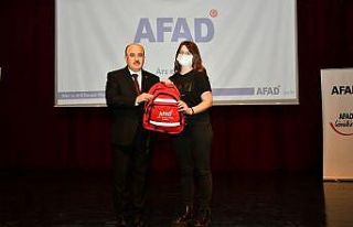 Vali Dağlı: "Afetler daha da artacak gibi"