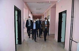 Vali Elban: "Üretebilen bir nesil yetiştirmeliyiz"