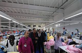 Vali Oktay Çağatay’dan Nur Yapı Tekstili Firması’na...