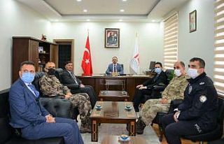 Vali Öner’den Posof Kaymakamı Çelik’e ziyaret