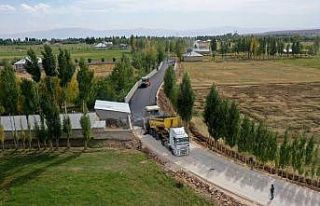 Van Büyükşehir Belediyesi Erciş’te 25,5 kilometre...