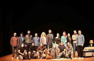 Van Devlet Tiyatrosu perdelerini açtı