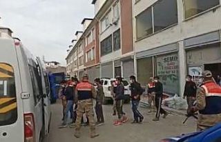 Van’da 33 düzensiz göçmen yakalandı