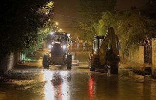 Van’da su baskınlarına büyükşehir belediyesinden...