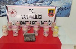 Van’da toprağa gizlenmiş 14 kilo metamfetamin...