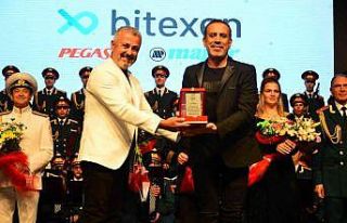 Yangınzedelere destek için Haluk Levent ve Rus Kızılordu...