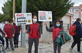 Yaya önceliği, ’Uygulamalı’ olarak gerçekleştirildi