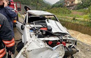 Yayladan dönüyorlardı, dereye uçtular: 2 ölü