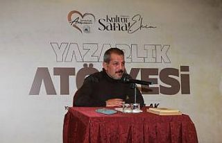 Yazar Karakulak, sevenleriyle bir araya geldi