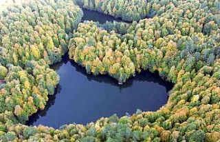 Yedigöller’de sonbahar güzelliği mest etti