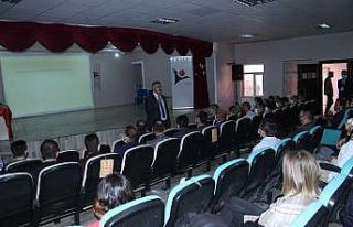 Yeni atanan öğretmenlere seminer