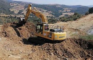 Yeniköy HİS Göletinde temizlik ve bakım başladı
