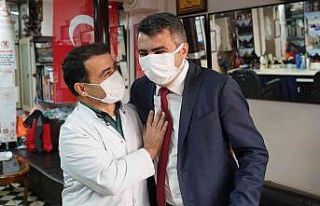 Yıldırım Belediye Başkanı Oktay Yılmaz, bir...