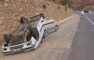 Yola dökülen yağ kazaya neden oldu, sürücü ölümden...