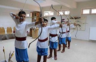 Yozgat’ta geleceğin okçuları yetişiyor