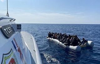 Yunan unsurlarınca geri itilen 100 düzensiz göçmen...