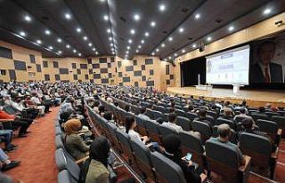 ’Yunus Emre’ konulu konferans gerçekleştirildi