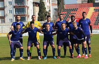 Yunusemre Belediyespor lige galibiyetle başladı