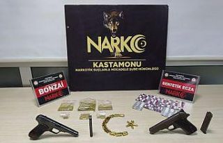 Zehir tacirlerine büyük operasyon: 4 kişi tutuklandı