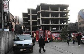 Zeytinburnu’nda yapımı devam eden iş merkezinde...