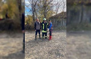 10 metrelik kuyuya düşen koyunu itfaiye erleri kurtardı