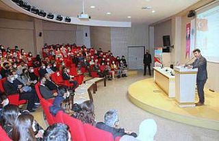 "21. Yüzyılda Öğretmen Olmak" konulu...