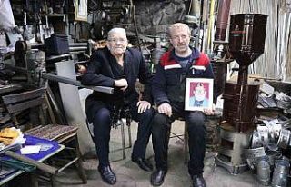 30 metrekarelik dükkanından dünyaya soba ihraç...