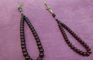 30 milyon yıllık fosillerden yapılan kehribar tespihler...