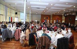 40 bin öğretmene 40 bin fidan