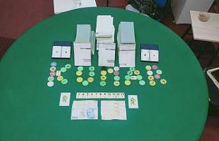 4 farklı adreste kumar oynayan 43 kişiye 52 bin...