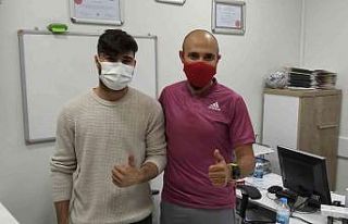 6 saat sonra bulunan parmak yerine dikildi