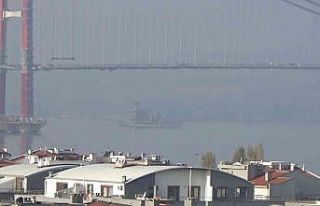 ABD savaş gemisi Çanakkale Boğazı’ndan Marmara’ya...