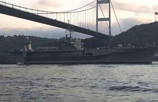 ABD savaş gemisi İstanbul Boğazı’ndan geçti