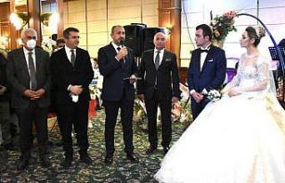 Adalet Bakanı Gül, ETSO Meclis Başkanı Özakalın...