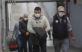 Adana’da FETÖ operasyonunda gözaltına alınan...