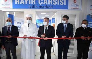 Adana’da "Hayır Çarşısı" açıldı
