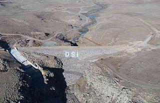 Ağrı Taşlıçay Derecek Barajı’nda çalışmalar...