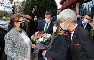 Aile ve Sosyal Hizmetler Bakanı Derya Yanık Karabük’te