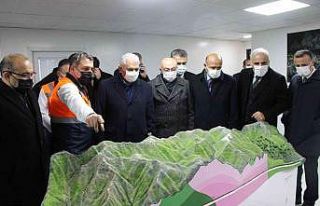 AK Parti Genel Başkanvekili Binali Yıldırım Yeni...