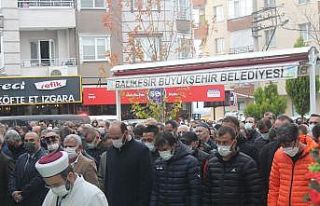 AK Parti Kadın Kolları Başkanı Sayraç Covid-19’tan...