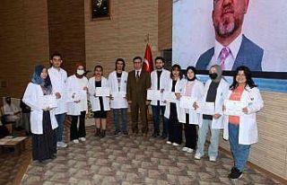Akademik Gelişim Programı’nı tamamlayan Meram...