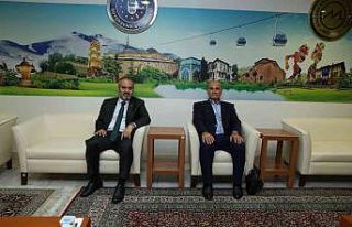 Aktaş: "Şehitlerimizin yakınları baş tacımız"