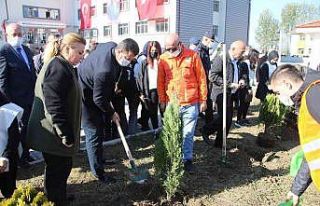 Akyazı’da geleceğe nefes olacak yeni fidanlar...