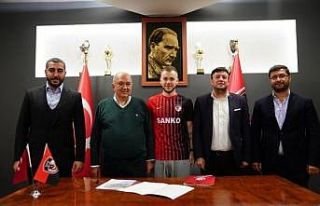Alexandru Maxim 3 yıl daha Gaziantep FK’da
