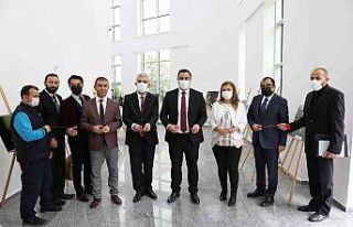 ALKÜ’de şehit öğretmenler anıldı