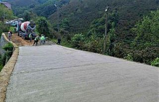 Altınordu’da beton yol çalışmaları sürüyor