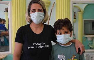 Annesinin yanında kaçırılmaya çalışılan çocuk,...