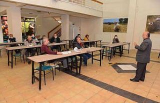 Arıcılığın püf noktalarını öğrendiler