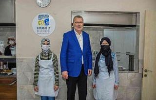 Aşevi, ihtiyaç sahiplerinin ve karantinadaki kişilerin...